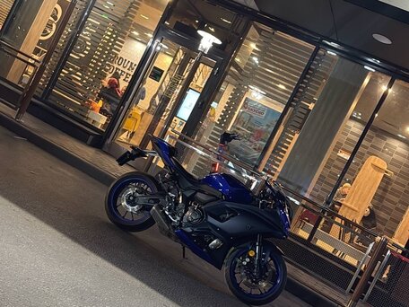 2022 Yamaha YZF-R7, синий, 850000 рублей, вид 2