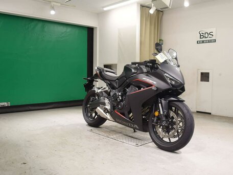 2024 Honda CBR 650R, чёрный, 1177000 рублей, вид 3