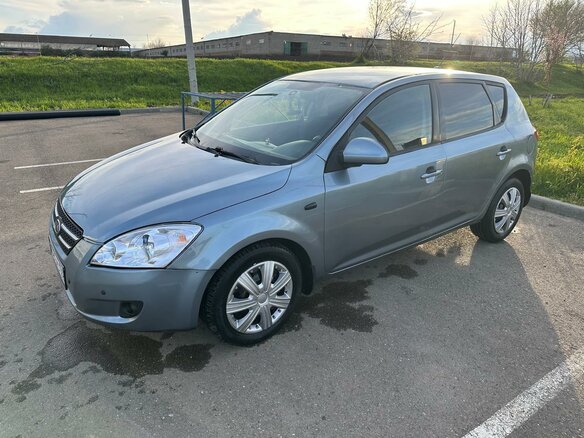2008 Kia Ceed I, синий, 620000 рублей - вид 1