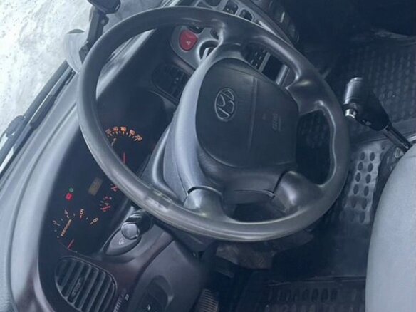 2007 Hyundai Starex, белый, 400000 рублей - вид 6