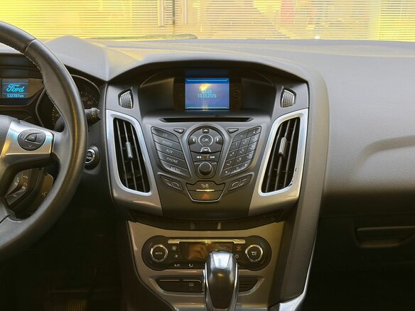 2012 Ford Focus III, красный, 829000 рублей - вид 14