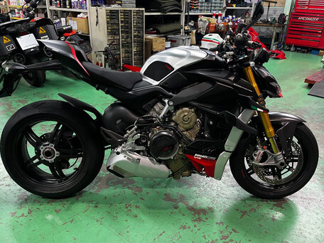 2023 Ducati Streetfighter V4 SP, чёрный, 2200000 рублей, вид 1