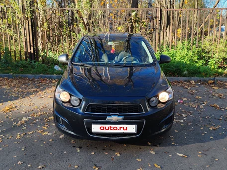 2014 Chevrolet Aveo II, чёрный, 620000 рублей, вид 1