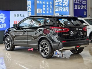 2023 Nissan Qashqai II Рестайлинг, чёрный, 1740000 рублей, вид 4