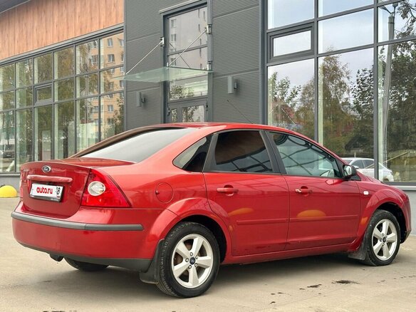 2006 Ford Focus II, красный, 399000 рублей - вид 4