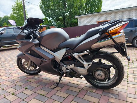2005 Honda VFR 800, серый, 410000 рублей, вид 4