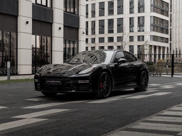 2026 Porsche Panamera GTS III, чёрный, 28300000 рублей