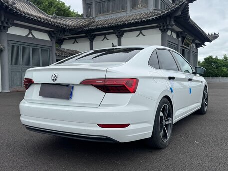 2022 Volkswagen Sagitar III, белый, 1800000 рублей, вид 4