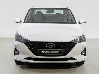 2022 Hyundai Solaris II Рестайлинг, белый, 1565000 рублей, вид 2