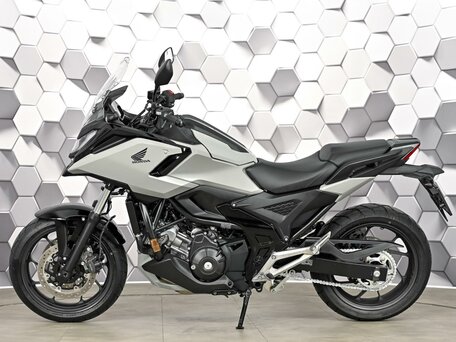 2026 Honda NC 750X, чёрный, 1477000 рублей, вид 4