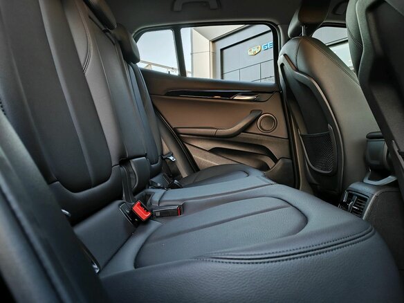 2021 BMW X2 sDrive18i I (F39), чёрный, 2489000 рублей - вид 13