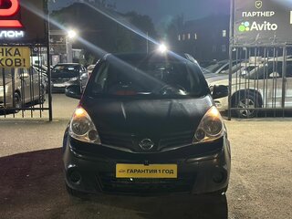 2011 Nissan Note I Рестайлинг, чёрный, 599000 рублей, вид 3