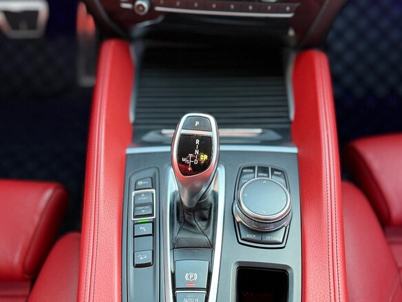 2016 BMW X6 35i II (F16), чёрный, 3550000 рублей - вид 35