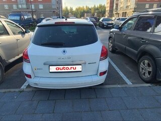 2009 Renault Clio III Рестайлинг, белый, 500000 рублей, вид 2