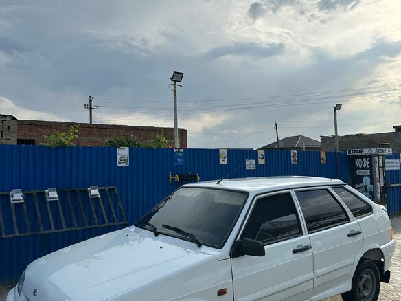 2010 Lada (ВАЗ) 2114, белый, 200000 рублей