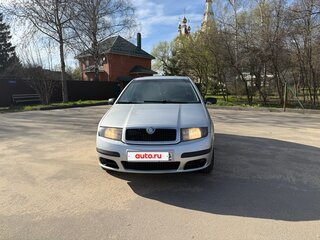 2004 Skoda Fabia I Рестайлинг, серый, 240000 рублей, вид 3