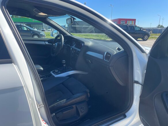 2008 Audi A4 IV (B8), белый, 1270000 рублей - вид 4