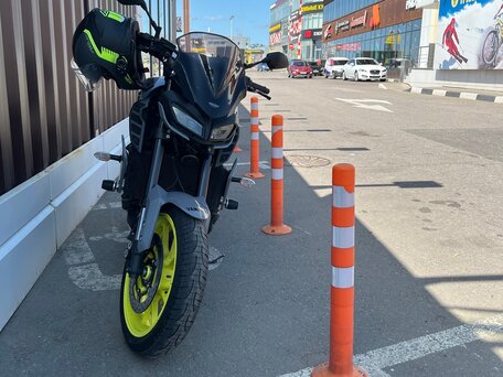 2017 Yamaha MT-09 (FZ-09), серый, 850000 рублей, вид 3