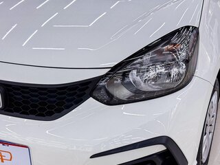 2022 Honda Fit IV Рестайлинг, белый, 1015000 рублей, вид 4