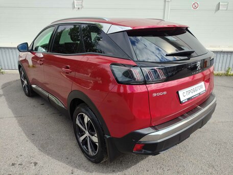 2021 Peugeot 3008 II Рестайлинг, красный, 2040000 рублей, вид 5