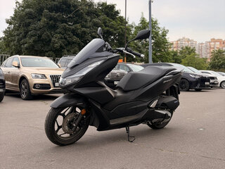 2021 Honda PCX 125, чёрный, 405000 рублей, вид 1