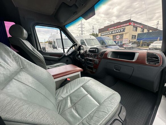 2002 Mercedes-Benz Sprinter Classic, белый, 1299000 рублей - вид 10