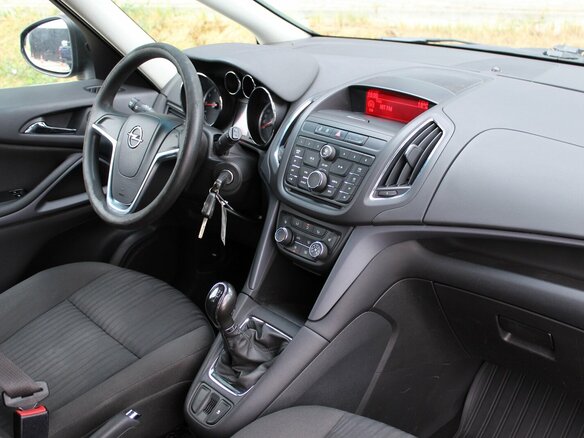 2012 Opel Zafira C, коричневый - вид 6
