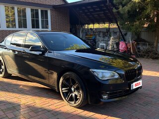 2013 BMW 7 серии 750d xDrive V (F01/F02/F04) Рестайлинг, чёрный, 2490000 рублей, вид 3