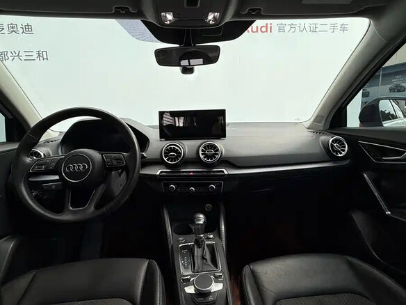 2019 Audi Q2 L e-tron I, белый - вид 6