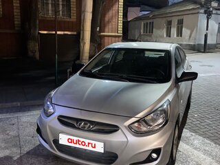 2014 Hyundai Solaris I, серебристый, 550000 рублей, вид 1
