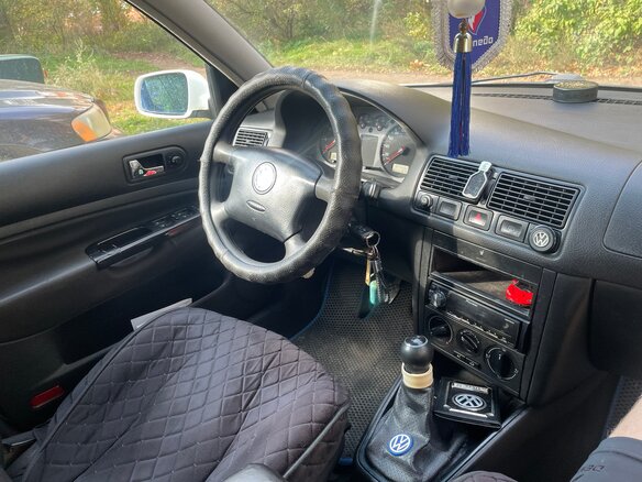 2000 Volkswagen Golf IV, белый, 187000 рублей - вид 6