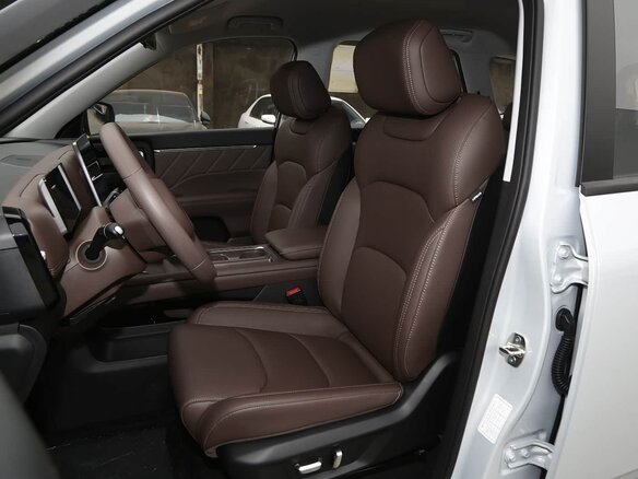 2026 Wuling Starlight 560, белый, 2147750 рублей - вид 8