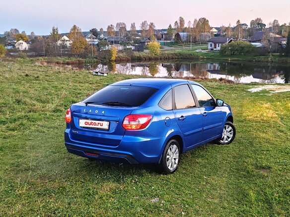 2019 Lada (ВАЗ) Granta I Рестайлинг, синий, 680000 рублей - вид 3