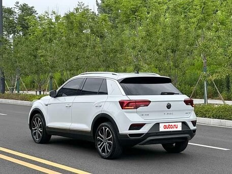 2022 Volkswagen T-Roc I (China Market), белый, 2069000 рублей, вид 2