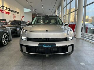 2026 Lynk & Co 900, серебристый, 8100000 рублей, вид 2