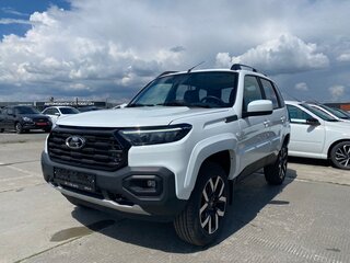 2026 Lada (ВАЗ) Niva Travel I Рестайлинг, белый, 1909000 рублей, вид 2