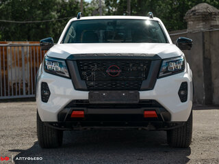 2024 Nissan Navara (Frontier) Double Cab IV (D23) Рестайлинг, белый, 5400000 рублей, вид 4