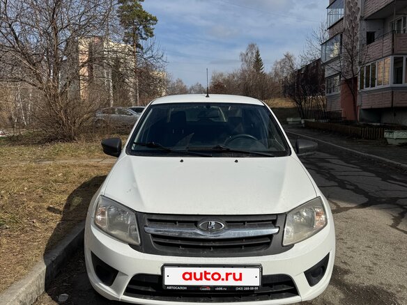 2017 Lada (ВАЗ) Granta I, белый, 420000 рублей