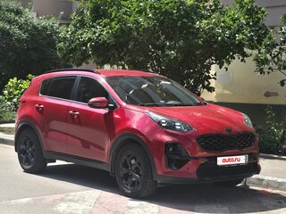 2021 Kia Sportage IV Рестайлинг, красный, 2650000 рублей, вид 3