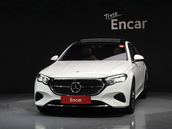 2025 Mercedes-Benz E-Класс 200 VI (W214, S214), белый, 6320000 рублей - вид 2