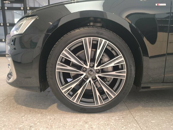 2023 Audi A6 45 TFSI V (C8) Рестайлинг, чёрный, 4990000 рублей - вид 13