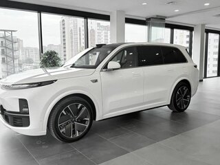 2026 Li Auto (Lixiang) L9 52.3 kWh I Рестайлинг, белый, 11990000 рублей, вид 4