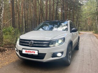 2016 Volkswagen Tiguan I Рестайлинг, белый, 1590000 рублей, вид 2