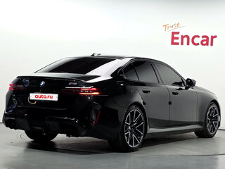 2026 BMW M5 VII (G90), чёрный, 18200700 рублей, вид 3