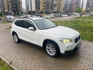 2013 BMW X1 20i I (E84) Рестайлинг, белый, 1320000 рублей, вид 5