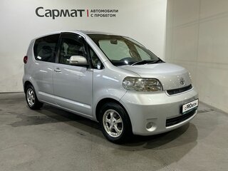 Toyota Porte I