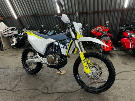 2023 Husqvarna 701 Enduro, белый, 1100000 рублей, вид 2