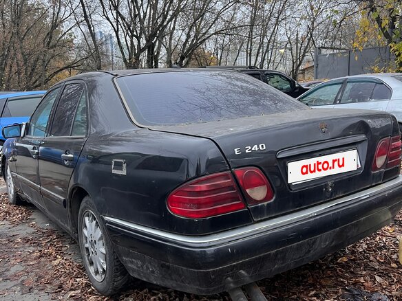 1999 Mercedes-Benz E-Класс 240 II (W210, S210), чёрный, 230000 рублей - вид 4