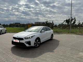 2019 Kia Cerato IV, белый, 1680000 рублей, вид 1