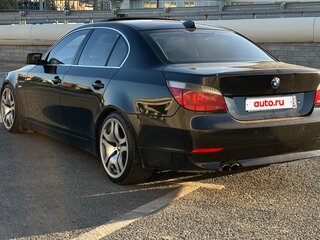 2005 BMW 5 серии 525i V (E60/E61), чёрный, 999999 рублей, вид 3